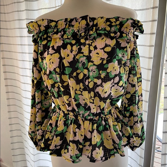 NWT XS Electric Floral Spring/Summer Blouse! - Picture 2 of 4
